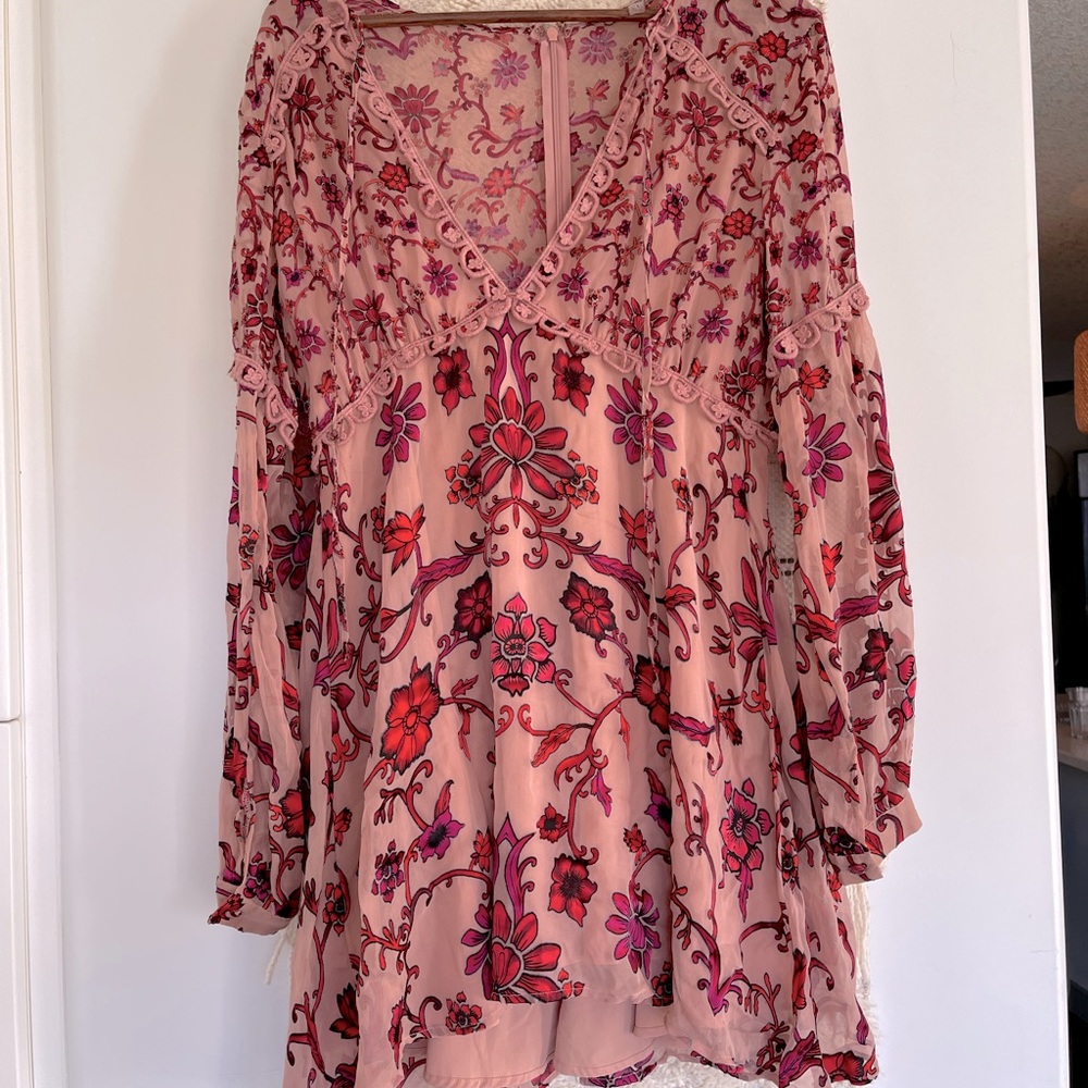 For love & lemons midi dress. Small large will fit medium